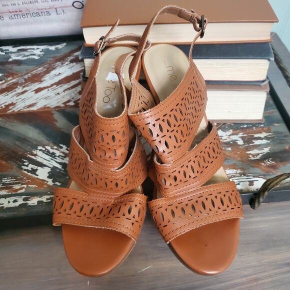 Me Too "sage" Heeled Sandal Open Toe & heel Ankle Buckle Strap lasercut  W8.5 - Picture 8 of 10